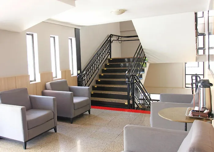 Hotel Diplomat By Bsb Inn